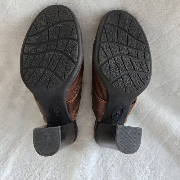 B.O.C. Born Concept Brown High Chunk Heel Leather Cushioned SlipOn Mule Shoes S7 - Picture 7 of 12